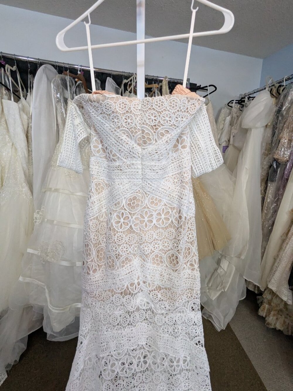 Boho Lace Mermaid Wedding Dress Size 6 Detachable Sleeves NWOT - Picture 7 of 8